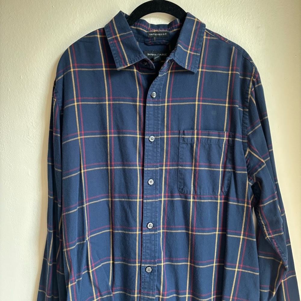 Banana Republic Navy Plaid Button Down Shirt